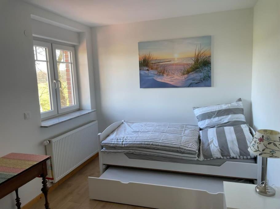 Charmante Ferienwohnung In Idyllischer Lage Jever Kültér fotó