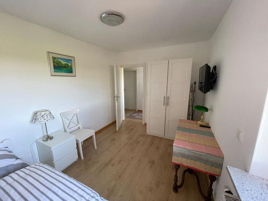 Charmante Ferienwohnung In Idyllischer Lage Jever Kültér fotó