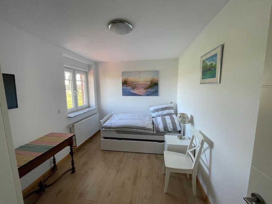 Charmante Ferienwohnung In Idyllischer Lage Jever Kültér fotó